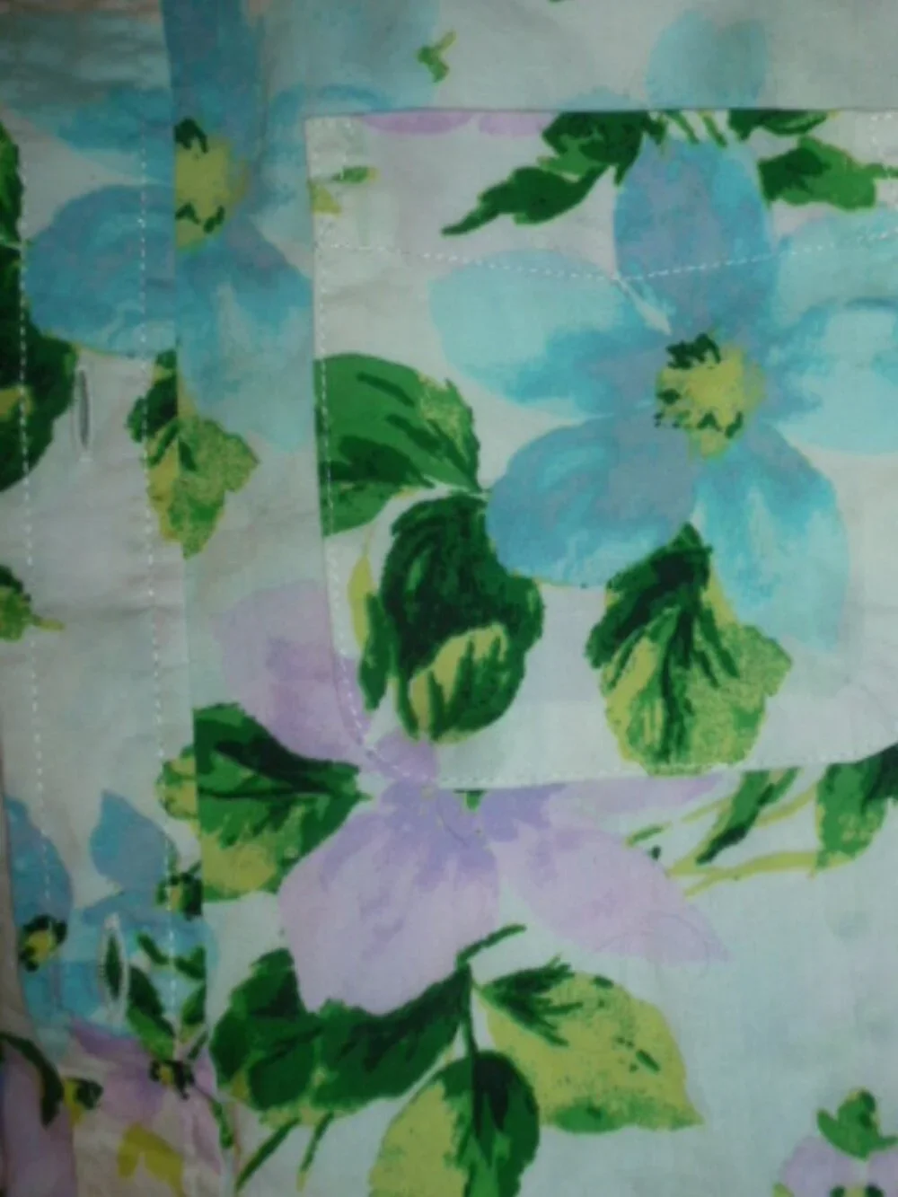 Bundle of 2 Boys Old Navy Tropical Floral Button-Down Short Sleeve Shirts + FREE